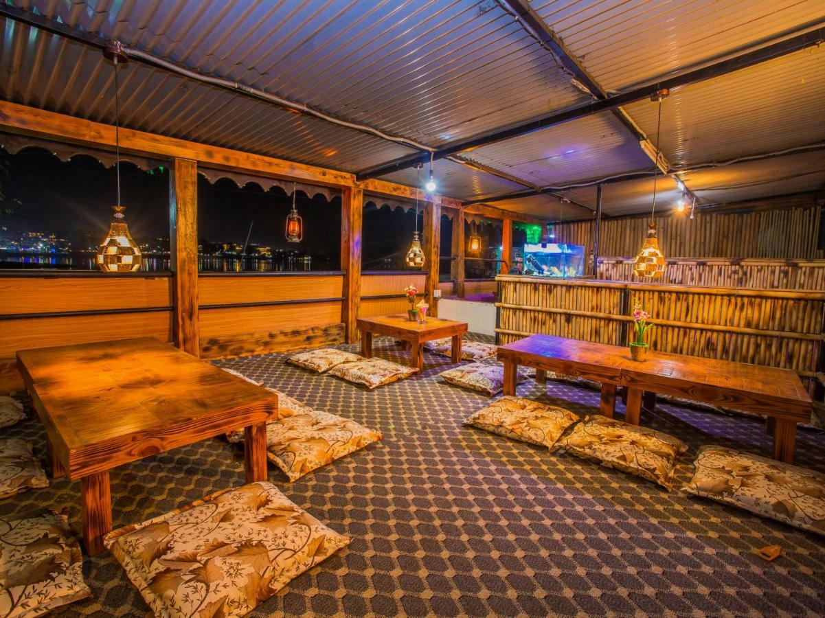 Hotel Fewa Corner&Restaurant Pokhara Exterior foto